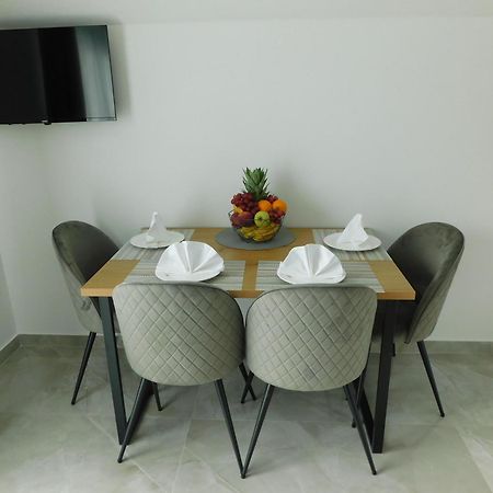 Apartman Nativis Оточац Екстер'єр фото
